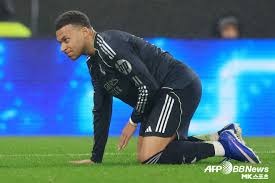 月最佳教练魔咒上演 曼联主帅阿莫林离任